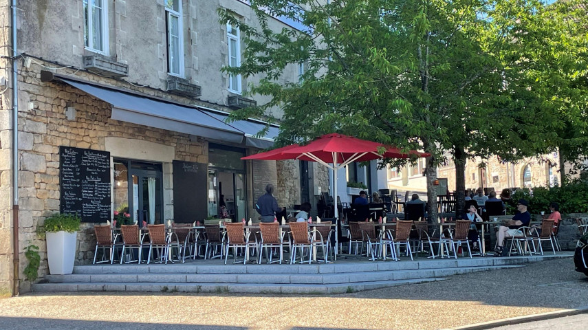 Restaurant brasserie à reprendre - Pays de Monts et Barrages (87)